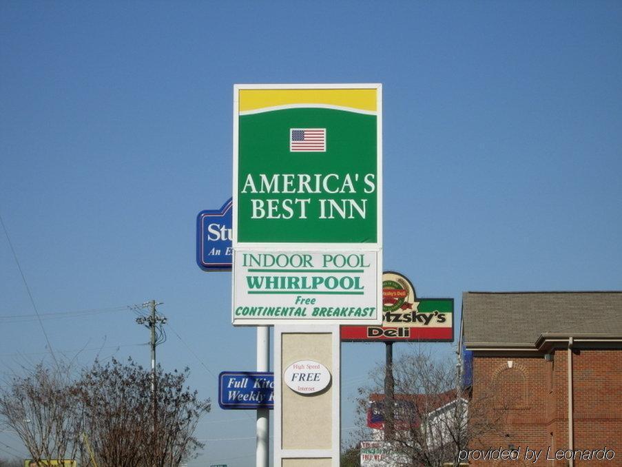 Holiday Inn Express Montgomery East I-85 By Ihg Экстерьер фото